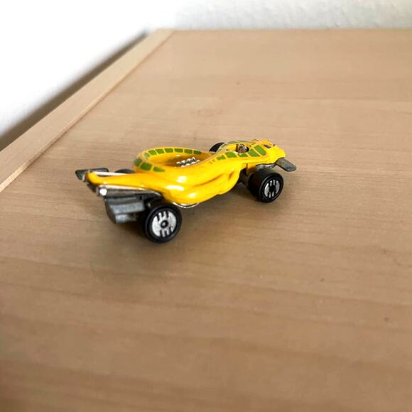 Hot Wheels Turboa Cobra Snake 1985 Yellow Vintage Car Mattel 1:64 Diecast Used - Picture 4 of 11